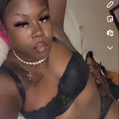 Tscreamypssy's profile picture. Best pussy on the market 💦💦