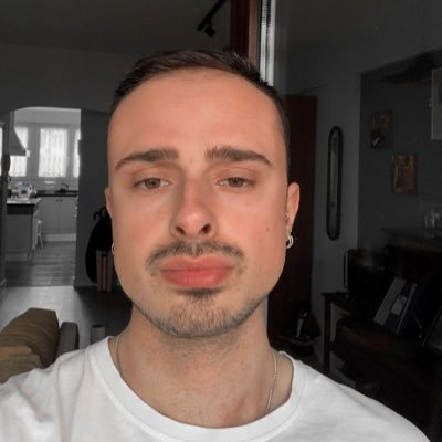 siloguijarro's profile picture. 🌴