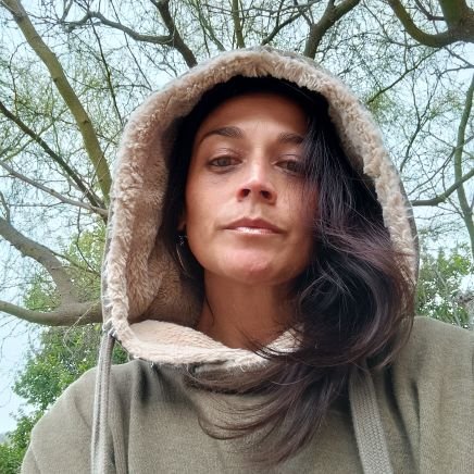 aastrangea's profile picture. ...Apegada a nada, Conectada a todo…