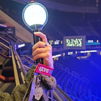 LetUsShine⁷ BTS is my MUSE ⊙⊝⊜