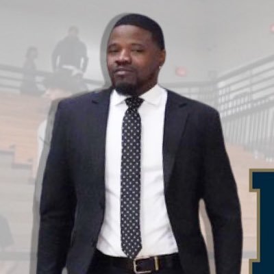 Assistant Coach at Seckinger HS 1x State Champ / 2x State Runner up / 2x Region Champ/ 1x Region Runner up /Head of Recruiting for @underratedhoopz