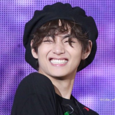 𝕸❄︎
⭐ ⭐ ⭐
el gobierno surcoreano destrozó mi familia. btbz lover. I live so I love