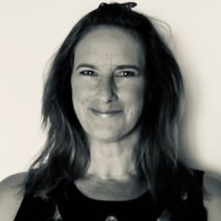Helen Beech (@beechworks) 's Twitter Profile