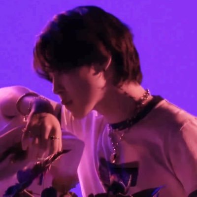 lvrzuha's profile picture. for my universe