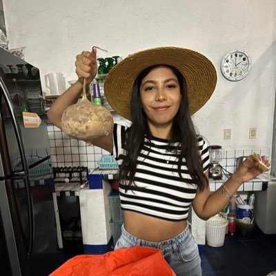LohDaniela's profile picture. Don’t ask why