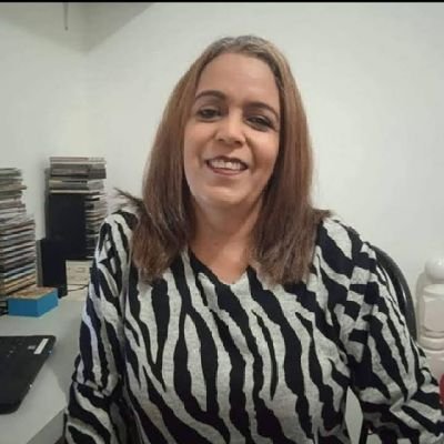 milfra_b's profile picture. Abogada. 
Profesora universitaria. 
Locutora y productora del programa radial El Cambote. 
Asesor inmobiliario 
Instagram @milfrablancochopite