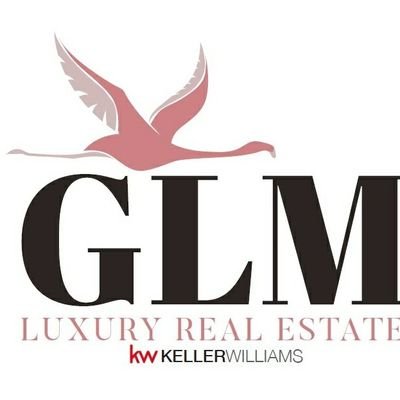 I am a Real estate consultant, entrepreneur, organic mom of 1, health freak, avid reader, eternal learner, freedom lover and a dreamer.