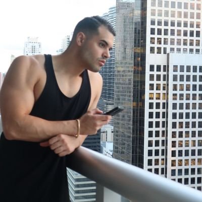 pasto_raul31's profile picture. sexy man PRINCIPAL ACCOUNT @orli___ I speak English and Spanish , if you want videos text me to my phone number 786-494-829