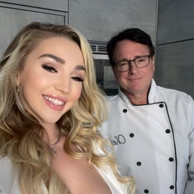 VanessaSon3374's profile picture. 