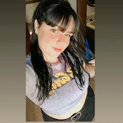 Paula12sz's profile picture. 