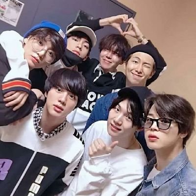 rosseary_s's profile picture. Be happy