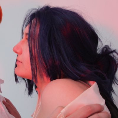 fe3h cosplayer, 20 y/o, biggest sylvix shipper around, slight nsfw