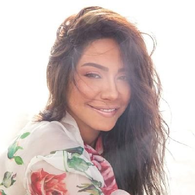 زملكاويه 🏹🇦🇹
🏹🇦🇹👑ملضومه روحك جوا مني بمعجزة🏹🇦🇹
يا اسم مالى الكون وبينشر حريه .. شاغل عقول ملايين زى الهوى ومايه🏹Zamalek 🏹