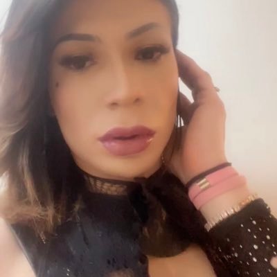 “The difference between pizza and your opinion is that I only asked for pizza.” ## Trans Woman (in transition) born in North of Brazil 🇧🇷 Living in London, UK