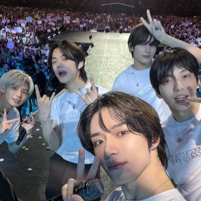 ttubibeom's profile picture. ajax my beloved |280523