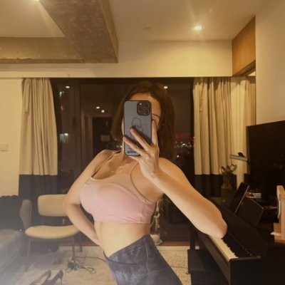 ZMcclung6835's profile picture. In order not to leave regrets and regrets in life, we should seize every opportunity to change our lives as much as possible. 🌞