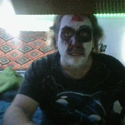 I like  metal guitar playing great and like to bring an experienced side of me to a stage one day in front of others to enjoy music