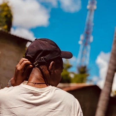 TalebanBoi's profile picture. Baller ⚽️
.
.
20th Oct 🎂
TTP