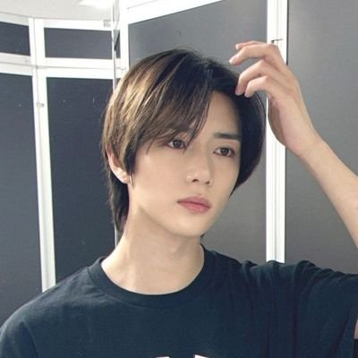 mamaliaaaa2's profile picture. Kalau orang lain bisa aku juga bisa!
^-^
random acc

MOA