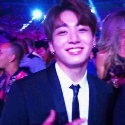 bae---@IGotCrabs4U🤧
小莉亚
LETS COME TOGETHER
EQUALITY IS YOU AND MEE!💜
#BTS