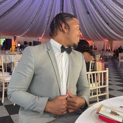 RJ_107's profile picture. Sth Ldn ❤️💙  Major Trophy Winner.