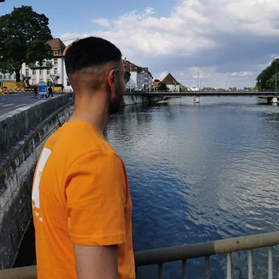 umuthanparlar's profile picture. 