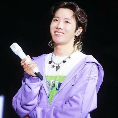 ⿻137⿻
J-HOPE ?! . . .oh you mean the best dancer and rapper in the whole world!  @BTS_twt 

⤿(she/her)