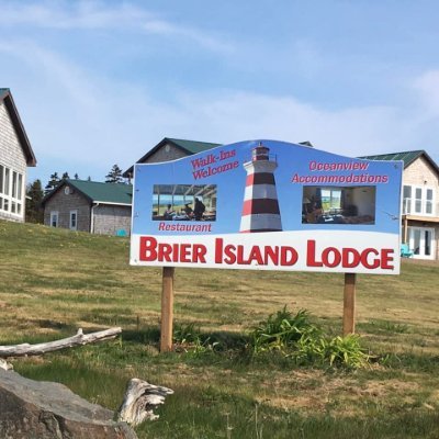 Brier Island Lodge offers oceanfront accommodations and a restaurant with a magnificent view.