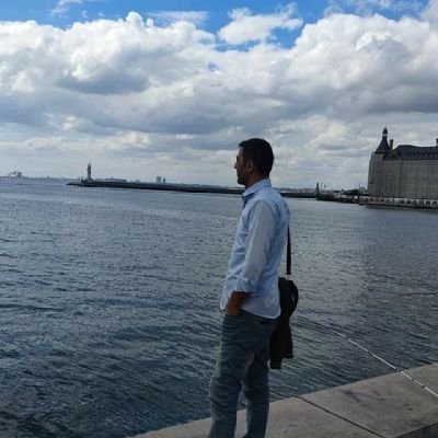 alidereli32's profile picture. 