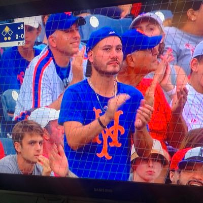 Pizza expert, Insurance Producer, NY Sports fan living in Philly #LGM