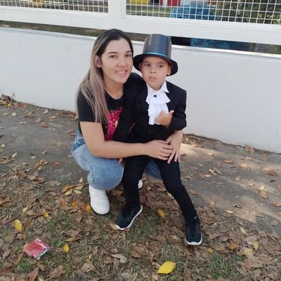 Tan perfecto como te imagine mi bebe  hermoso !! Andros 💙💙