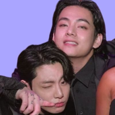 Feixima's profile picture. ᴾʳᵉᶠᵉᶜᵗᵒ⸴ ᴹᵉˣⁱᶜᵃⁿ ᴴⁱˢᵗᵒʳʸ ᵗᵉᵃᶜʰᵉʳ⸴ ᶠᵒᵗᵒ́ᵍʳᵃᶠᵃ ᶠᵒʳᵉⁿˢᵉ‧
Taekookland
Noona #BTS 🐻 #BTSARMY
#ᴵᵐ_ᴬ_ᴴᵘᵐᵃⁿᵀᵒᵒ   #ᴸᵃʸᵒ⁽ᵛ⁾ᵉʳ