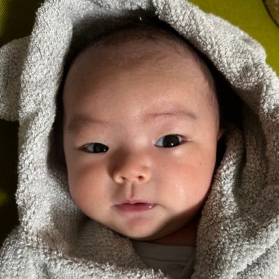 ちゅなさんのママ👶🏻🫶🏻気軽にフォローしてください🥹 無言フォロー失礼致します。 子供観察日記🥰 色々教えていただけると嬉しいです。 #子育て #生後 #200日 #赤ちゃん #かわいい #ちゅなさん #フォロバ100