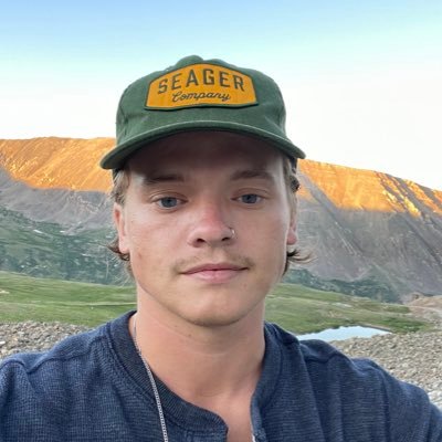 lebdaddy's profile picture. leb