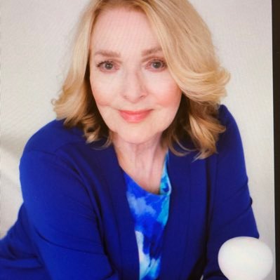 Former CTV Lethbridge Weather Anchor/Reporter, sings with rock cover band HORIZON, Hon. Lt. Colonel 20th Independent Field Battery, RCA
doryweather@gmail.com