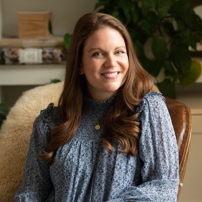 🌱 decor & design writer for The Spruce, Homes & Gardens, and more 🖊️ fiction repped by @GwenBeal at @unitedtalent and @iamciarafinan at @CBGbooks