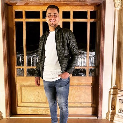 MohammedMotawe3's profile picture. قَاوم حتى لو وصلتَ مُمزقاً، لذَّة الوصول سَتُرممكَ 💙.