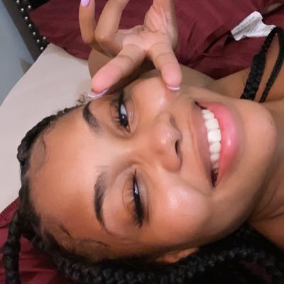 iammalij2's profile picture. Black Beauty 🖤