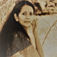 Seena Devaki(@DevakiSeena) 's Twitter Profile Photo