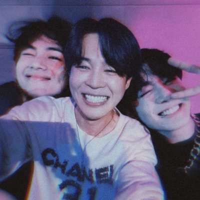 Aussie ARMY. Fully Grown Adult. Vminkook biased Poly OT7 Devotee. Not Vanilla. In this Bangtan Sonyeondan shit for life. See link for fics, discord and more.