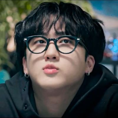 BoliinhaWrites's profile picture. ˙⁠❥ Aus do Stray Kids, Seventeen e Monsta X da @BoliinhaChris