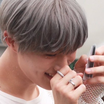 gonirael's profile picture. ꒰ #씨아이엑스 - #김한빈 ꒱ ♡