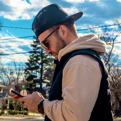 AndresSerafini9's profile picture. 