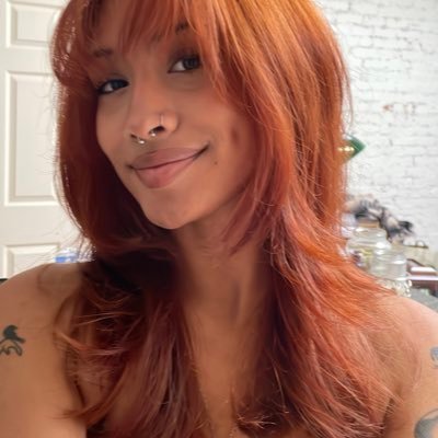 abhipilled's profile picture. 