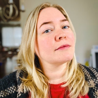 Poetry in @minisonproject @volitiongmu @moms_who_write etc; fiction & CNF coming; toddler mom; wife; Psychology PhD & UX Researcher @candicewiswell (she/her)