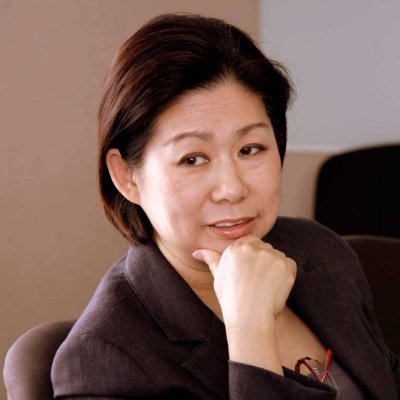 I began my career at UOB Bank in Thailand in June 1976. UOB Bank was a pioneer in using finance to address societal issues. I had the opportunity to work with
