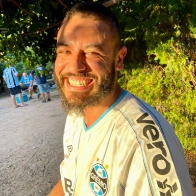 Aqui falo de Grêmio, e reclamo um pouco da vida.