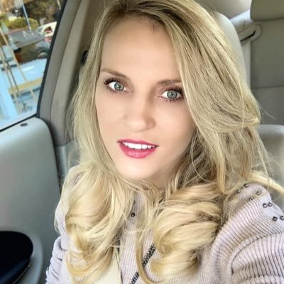 beatrixjades13's profile picture. 