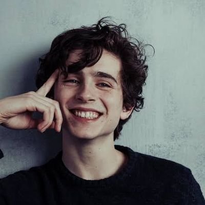 ttwiidiott's profile picture. a normal unknown twidiot  👽