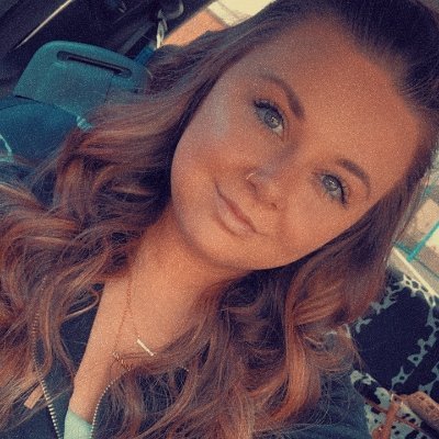 Michael42906019's profile picture. Mom of 3, pet mom of 3, happily married 💖